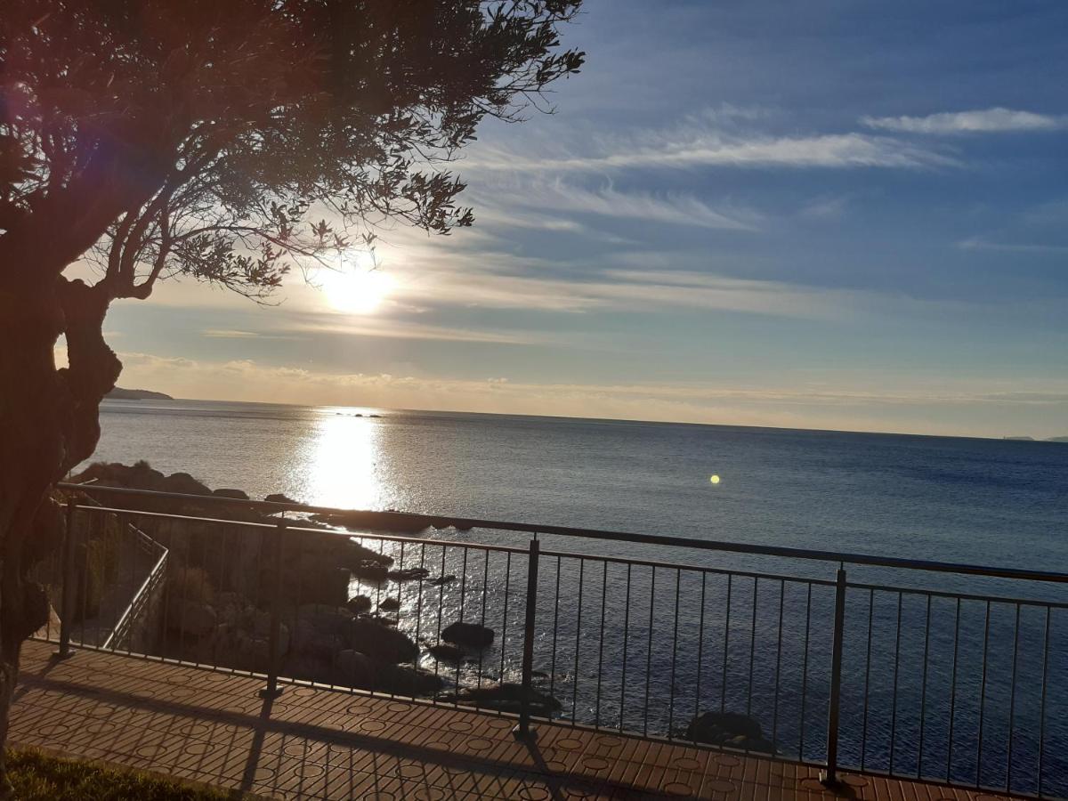 Roses Sobre El Mar Διαμέρισμα Εξωτερικό φωτογραφία